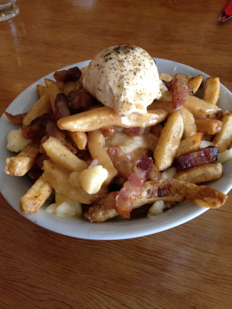 Breakfast Poutine