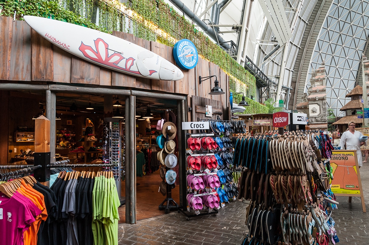 Shopping in Tropical Islands