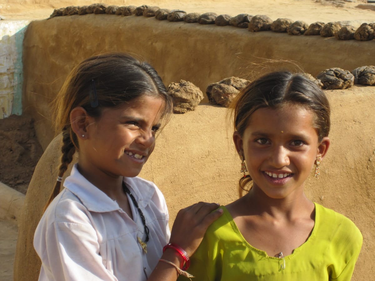 Mädchen in der Wüste, Jaisalmer, Indien