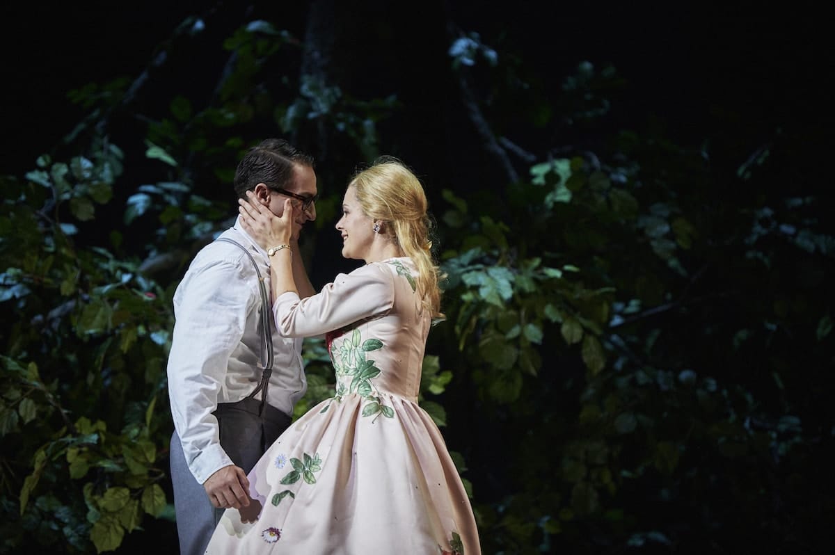 Faust (Theater Dortmund): Lucian Krasznec, Eleonore Marguerre Foto: Thomas Jauk