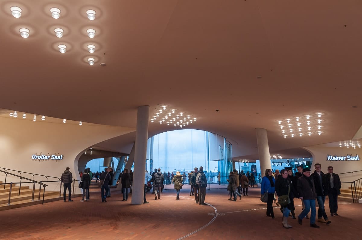 Plaza der Elbphilharmonie