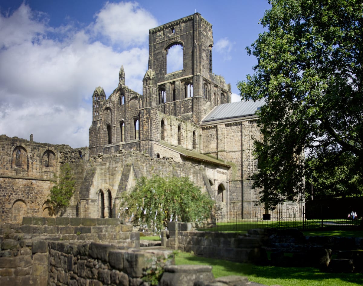 Kirstall Abbey - Foto: Leeds Museums & Galleries, VisitBritain/VisitLeeds
