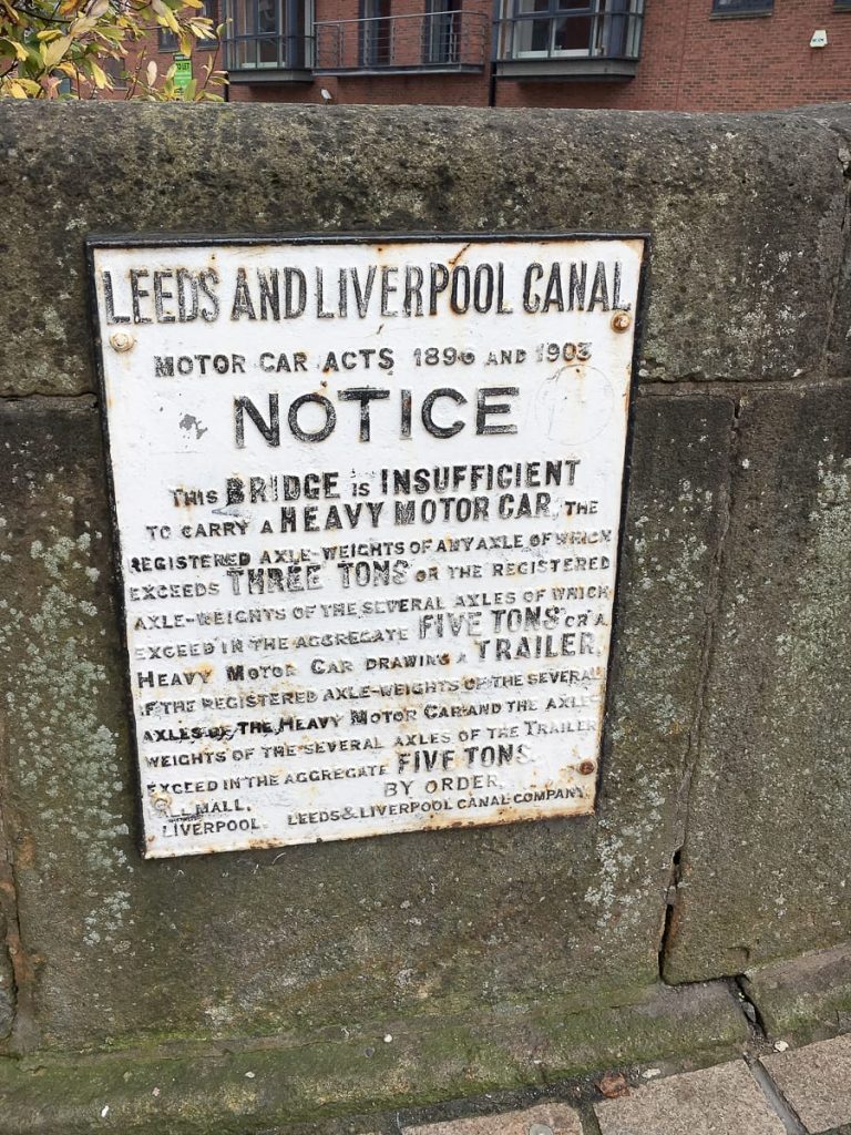 Am Liverpool-Kanal
