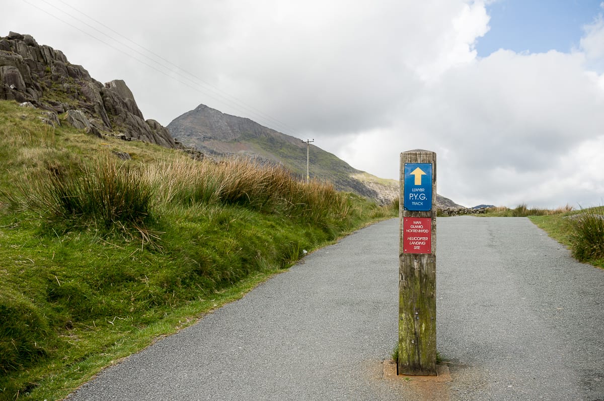 Wanderweg im Snowdonia National Park - Pyg Track am Pen-y-Pass