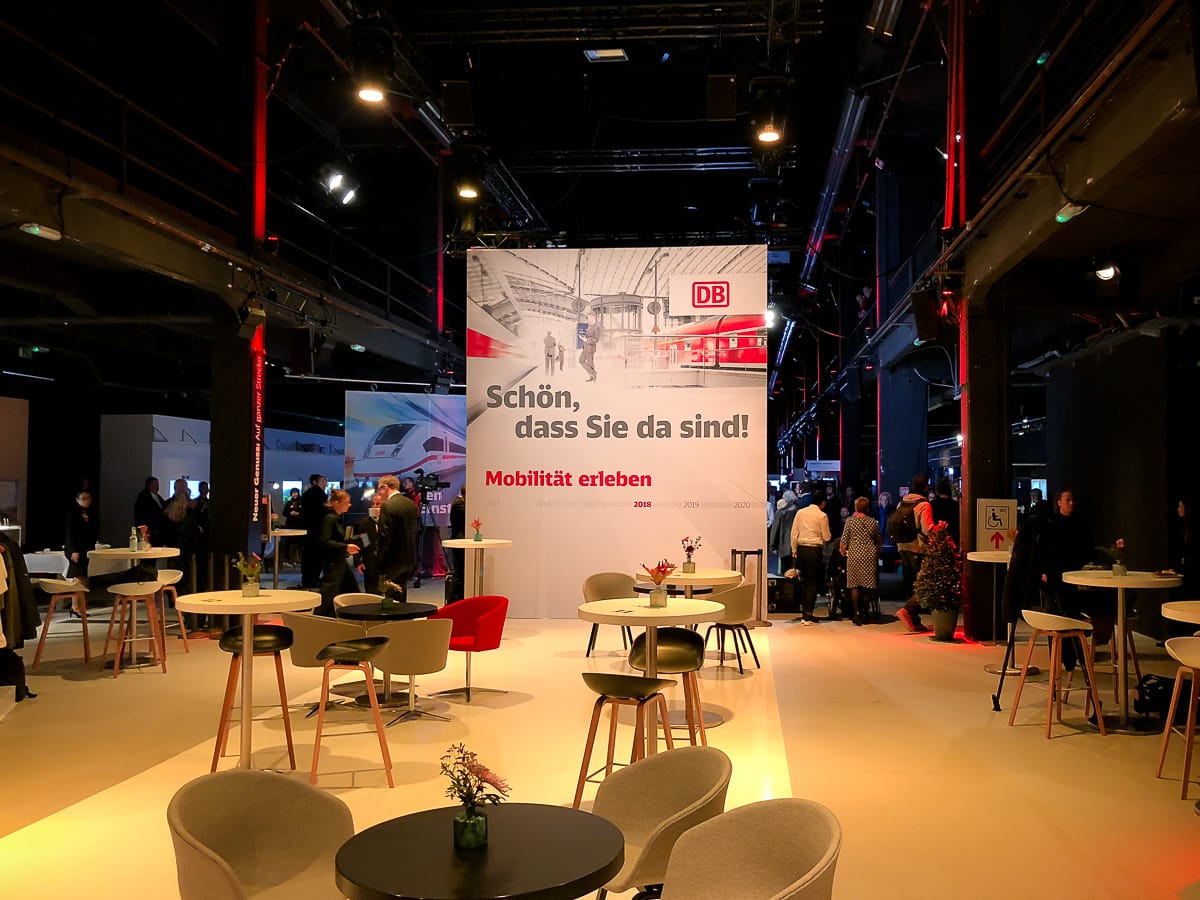 Möbel der neuen DB Lounge