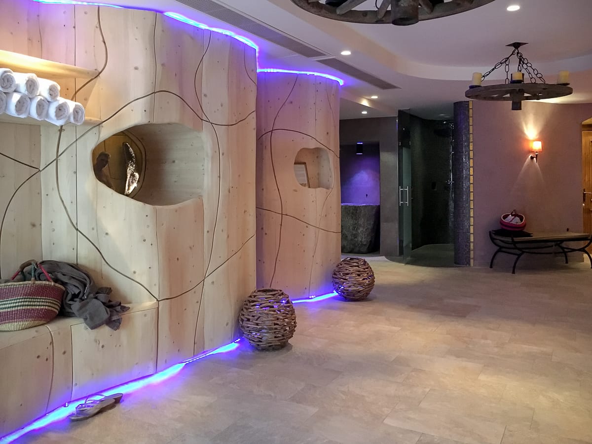 Handgeschnitzte Sauna - einmaliges Erlebnis im Hotel Klosterbräu
