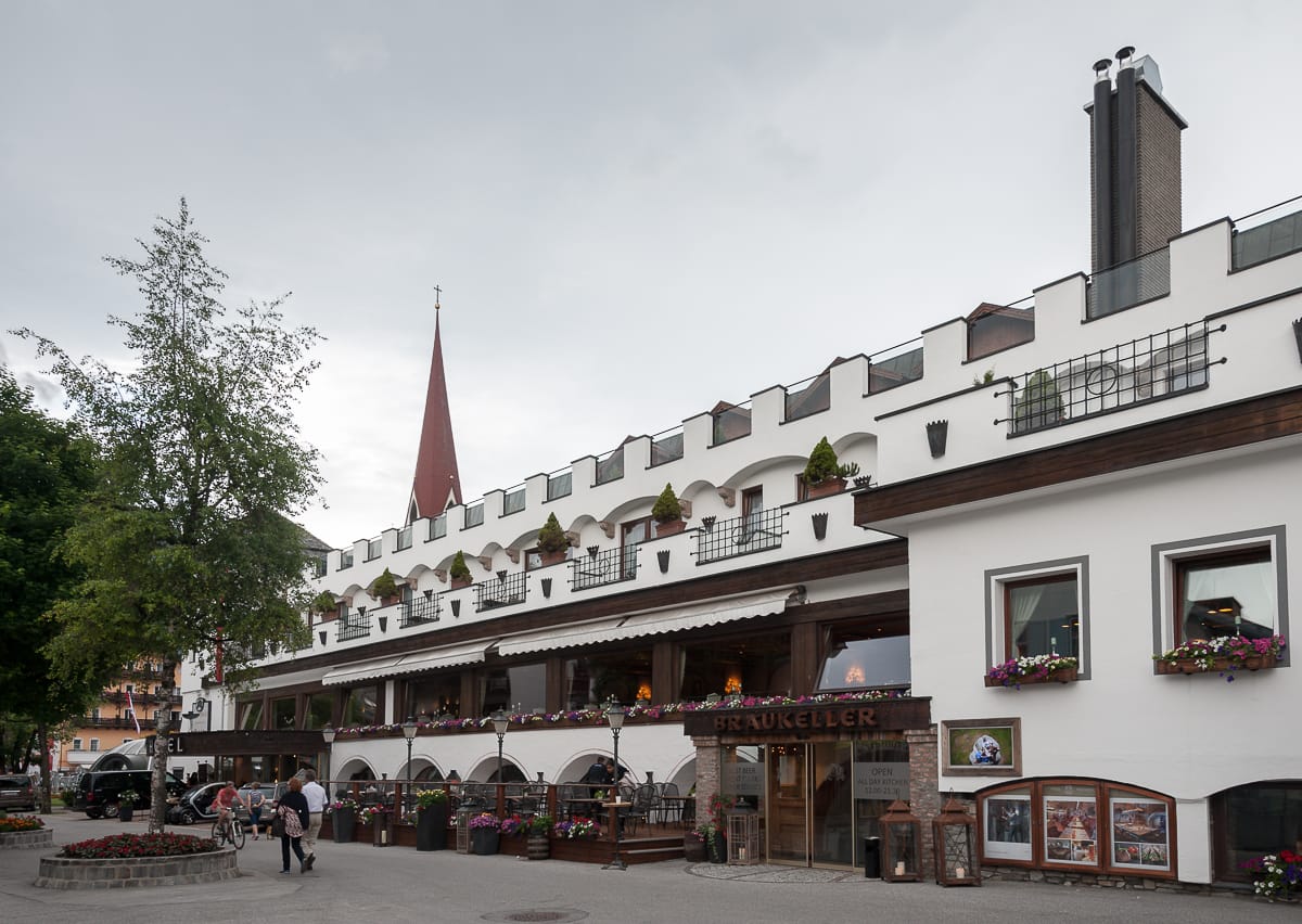 Eingang zum Bräukeller - Hotel Klosterbräu