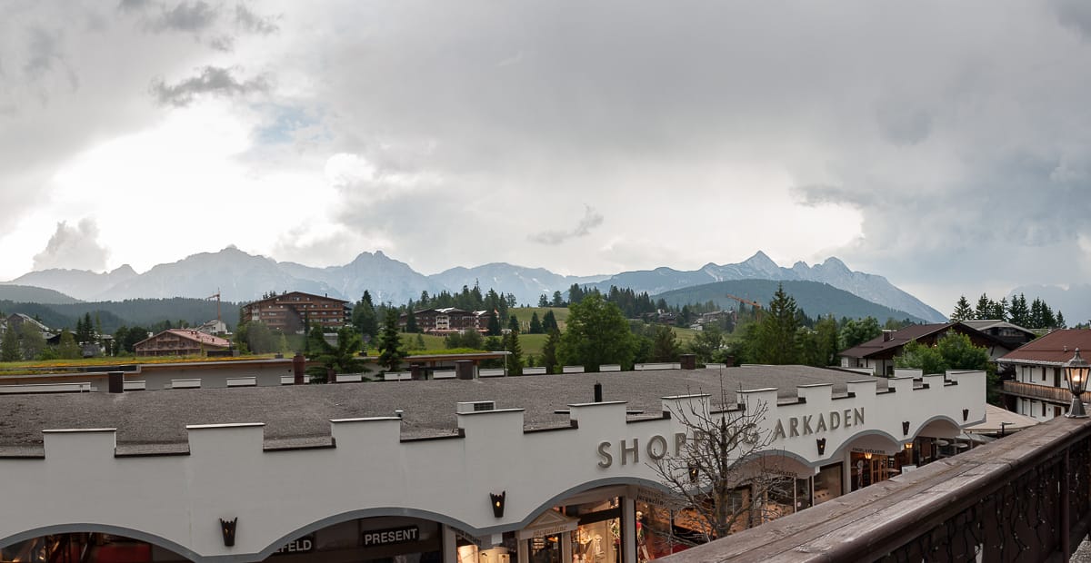 Ausblick von meinem Balkon auf das Wettersteingebirge
