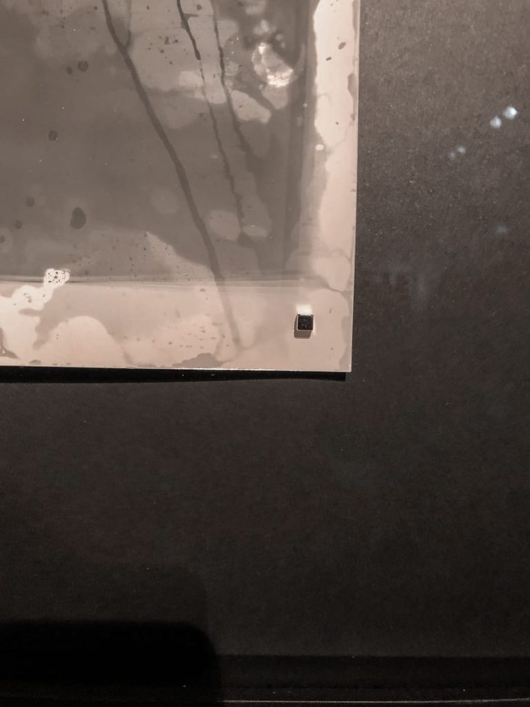 Supermagnete als Aufhängung