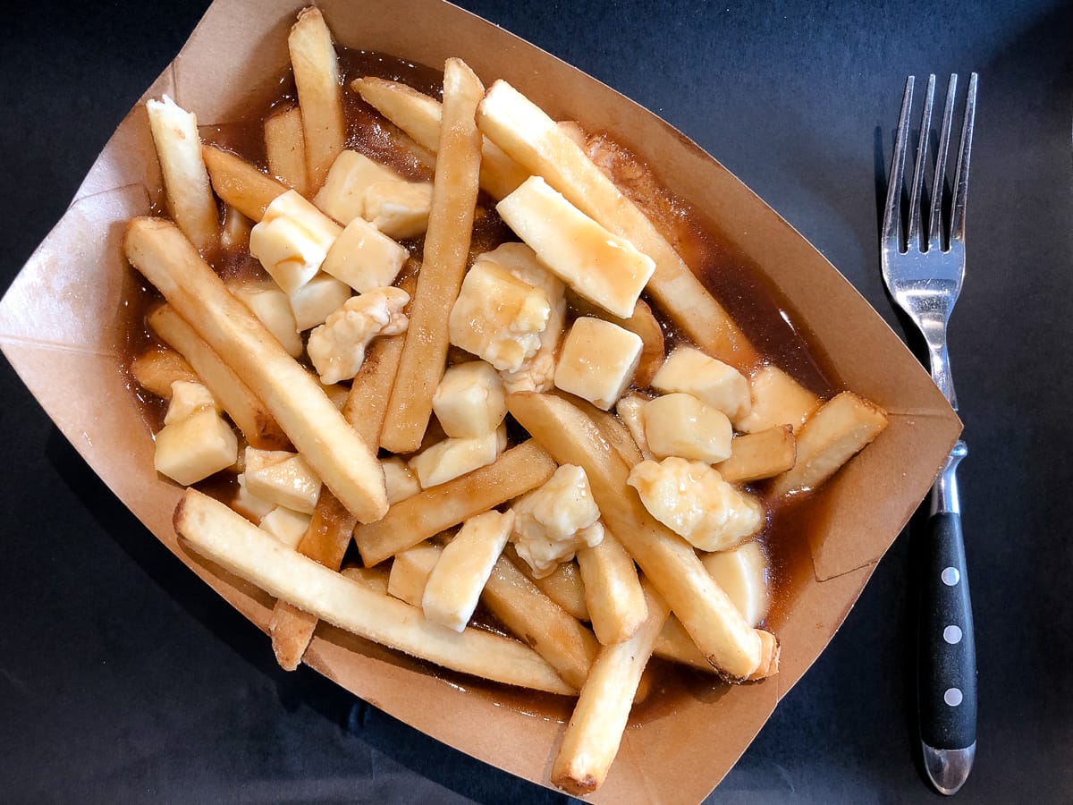Die klassische Poutine in Hannover im Beef & Shake.