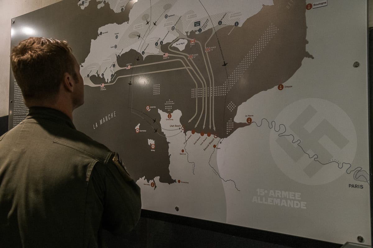 anschauliche Tafeln innerhalb des Utah Beach Landing Museums.
