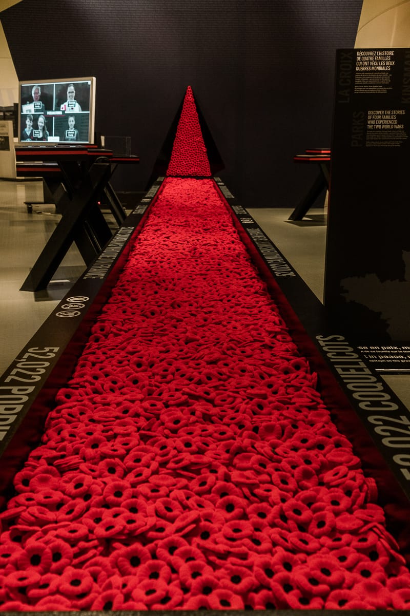 Die "Poppies" - so viele im Juno Beach Centre, wie es kanadische Tote im Zweiten Weltkrieg gab.