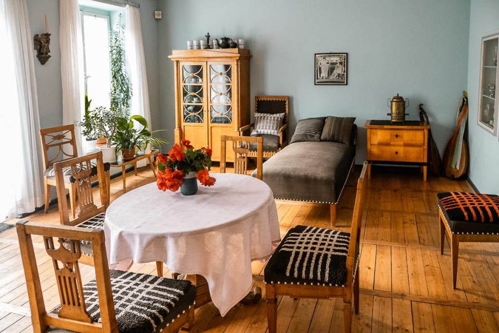 Biedermeierzimmer von Margaretha Reichardt.