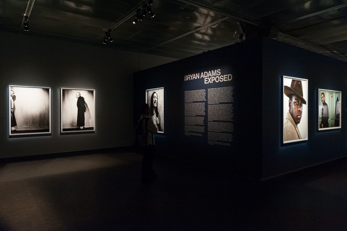 Bryan Adams - Eingang zur Ausstellung "Exposed", Fotografiska Museum, 2016