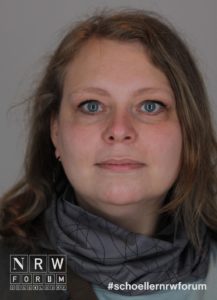 Selbstportrait im Stil von Martin Schoeller. Aufgenommen im photo booth im NRW-Forum.