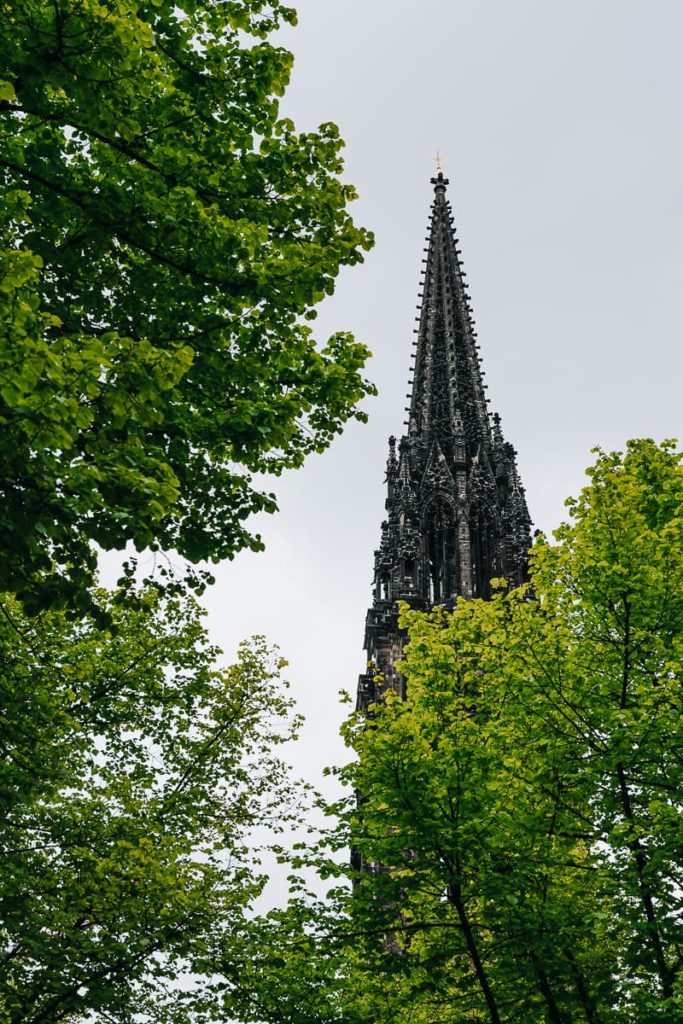 Mahnmal St. Nikolai, eine Kirchenruine in Hamburg. 