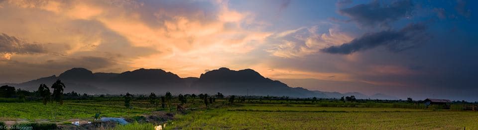 Doi Nang Non, Thailand. Panorama bei Sonnenauf- oder -untergang. Foto: Guido Brüggen