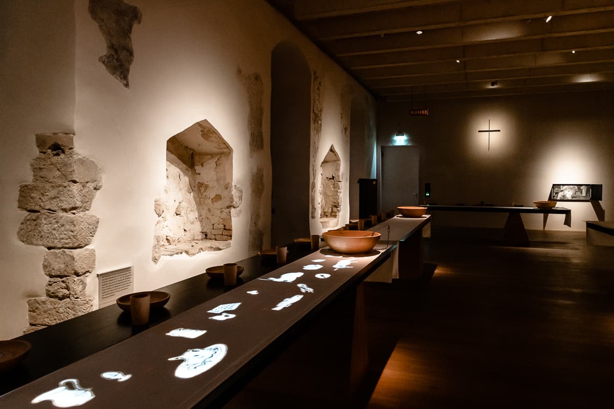 Blick ins Refektorium, Kloster Dalheim.
