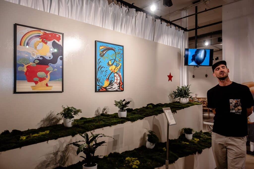 James Lacey (Pointless Illustrations) und seine Kunstwerke im OSCAM.